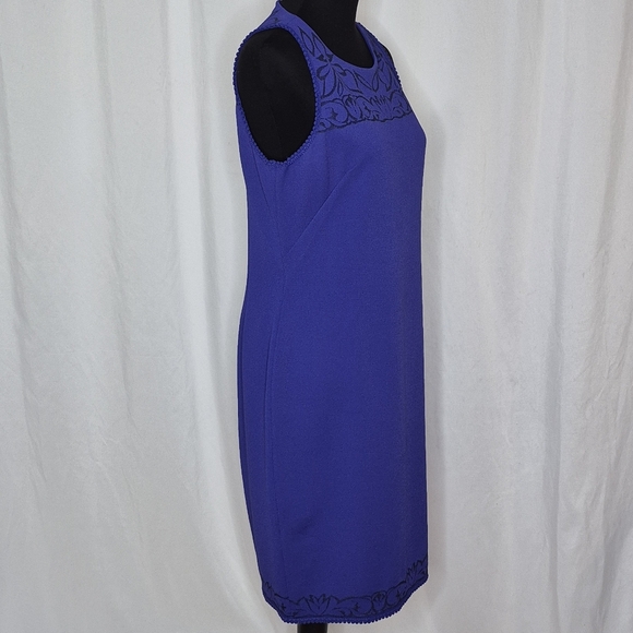 ST. JOHN Sleeveless Sheath Dress - Size 8 - Picture 3 of 14